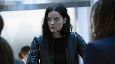 'Blindspot' Creator on Series Finale's Cryptic Ending and Why It Took 3 Months to Film (Exclusive) - www.etonline.com