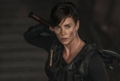 Charlize Theron Reveals “Insulting” Requests To Train Six Weeks Longer Than Male Co-Stars In ‘The Italian Job’ During Comic-Con@Home Panel - theplaylist.net - Hollywood - Italy