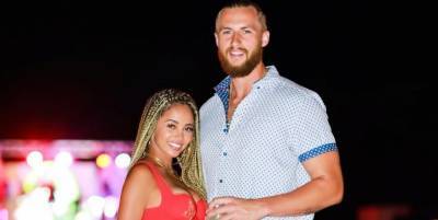 Michael Kopech Filed For Divorce Right Before 'Riverdale' Star Vanessa Morgan Announced Her Pregnancy - www.cosmopolitan.com - Texas - city Chicago, county White