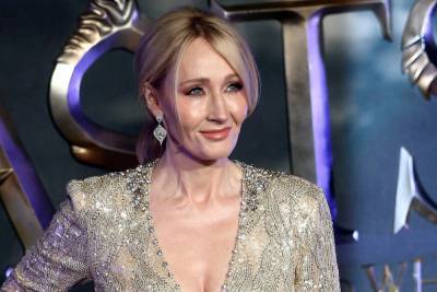 JK Rowling faces more criticism over statements on hormone prescriptions - nypost.com