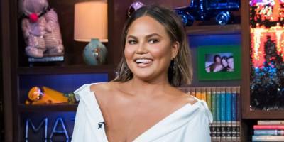 Chrissy Teigen Calls Out Fox News Host Jeanine Pirro for Looking at a Picture of Her Boobs - www.cosmopolitan.com