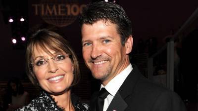 Sarah Palin and Todd Palin Finalized Their Divorce in March - www.etonline.com - state Alaska