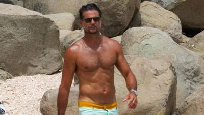 David Charvet Proves He’s Still In ‘Baywatch’ Shape Going Shirtless At 48 On St Bart’s Vacation - hollywoodlife.com - Malibu