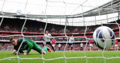 Robin van Persie issues firm defence of Manchester United's penalty record - www.manchestereveningnews.co.uk - Manchester
