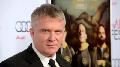 Anthony Michael Hall apologizes for expletive-filled tirade towards hotel pool guests - www.foxnews.com - Texas