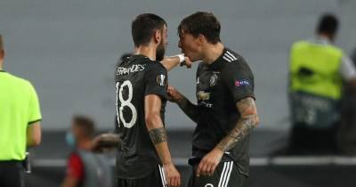 Bruno Fernandes explains row with Victor Lindelof after Manchester United loss to Sevilla - www.manchestereveningnews.co.uk - Manchester