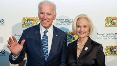 John McCain's Widow Cindy Reflects on His Friendship With Joe Biden in Heartfelt DNC Video - www.etonline.com - state Delaware