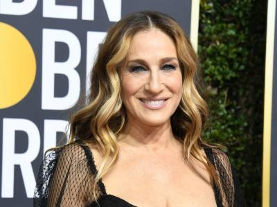 Sarah Jessica Parker claps back at troll who called her 'pretentious' for sharing film knowledge - canoe.com
