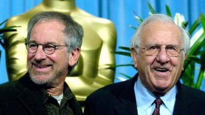 Computer pioneer Arnold Spielberg, Steven's dad, dies at 103 - abcnews.go.com - Los Angeles - Los Angeles
