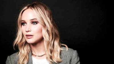 Variety Show With Jennifer Lawrence, Dave Matthews, SIA Raises Money for Voter Awareness - variety.com - USA