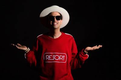 DJ Cassidy Breaks Down 10 Hip-Hop Classics From 'Pass the Mic: Volume Two' - www.billboard.com