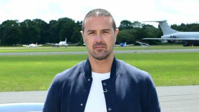 Paddy McGuinness stuns Alex Jones after flashing his underwear on The One Show - www.breakingnews.ie
