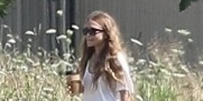 Mary-Kate Olsen Enjoys Some Early Morning Horse Watching in The Hamptons - www.justjared.com - Paris - New York - county Hampton