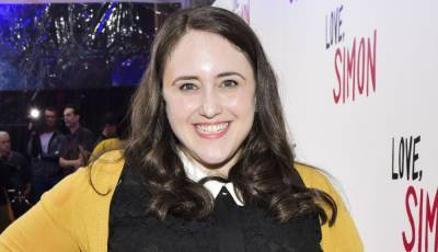 'Simon' Author Becky Albertalli Comes Out as Bisexual - www.justjared.com