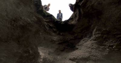 Coronation Street first look as giant sinkhole brings terror to the cobbles - www.manchestereveningnews.co.uk
