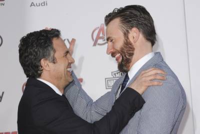 Mark Ruffalo sends reassurance to pal Chris Evans after accidental nude photo leak - www.hollywood.com
