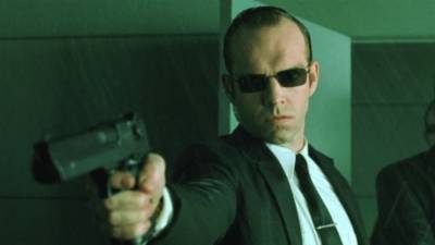 Hugo Weaving Is “Befuddled” By The “Shallow Reading” Of ‘The Matrix’ By Alt-Right Groups - theplaylist.net