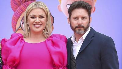 Kelly Clarkson Saw Herself ‘Growing Old’ With Her Ex-Husband Before Their Divorce - stylecaster.com - USA
