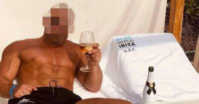 Ex-paratropper cocaine dealer taunted Scots police with champagne snaps after going on run abroad - www.dailyrecord.co.uk - Britain - Scotland - Netherlands - Cambodia - Uae - Afghanistan - Tanzania