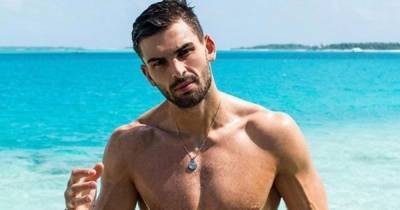 Love Island star reveals he has coronavirus after holidaying in Greece - www.dailyrecord.co.uk - Greece - county Love