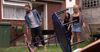 Coronation Street's sinkhole revealed for the first time as David Platt makes the shocking discovery - www.ok.co.uk