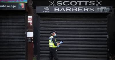 Barbers shut down for Covid-19 safety reasons allowed to reopen - but Environmental Health will continue to check up on it - www.manchestereveningnews.co.uk - Manchester - Indiana - county Barber