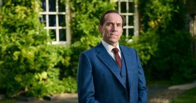Death in Paradise star Ben Miller to star in new crime drama - www.msn.com - France