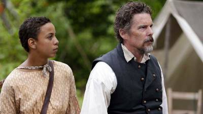 ‘Good Lord Bird’: Ethan Hawke Is Delightfully Unhinged In Showtime’s New Abolitionist Series [Review] - theplaylist.net - county Ferry - state West Virginia - county Harper