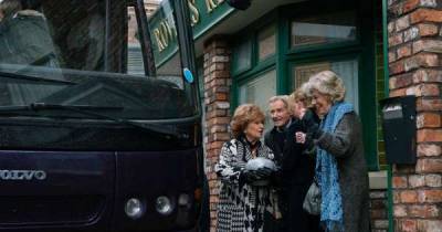 Coronation Street forced to ditch epic Hollywood stunt for 60th anniversary - www.msn.com