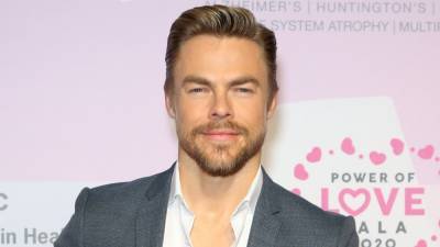 Derek Hough to Perform During 'Dancing With the Stars' for the First Time Since 2017 - www.etonline.com