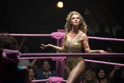 GLOW: 'We're All in This Together, Pantsless' - www.tvguide.com
