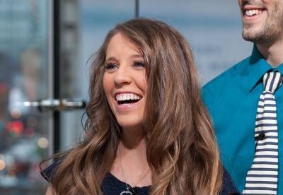 Fans Support Jill Duggar After She Admits To Having An Alcoholic Drink - etcanada.com
