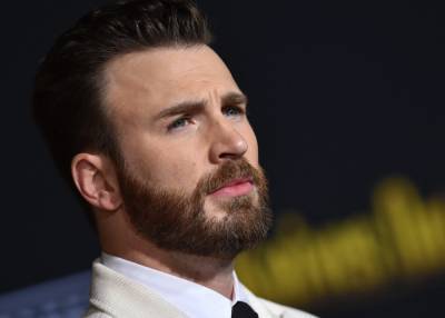 Chris Evans Reacts To Reports He’s Set To Return As Captain America In Upcoming Marvel Project: ‘News To Me’ - etcanada.com