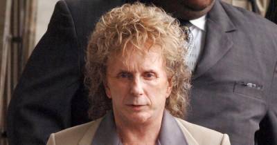 Phil Spector Dead: Controversial Music Producer Dies at 81 - www.usmagazine.com - New York - California - county San Joaquin