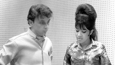 Phil Spector Remembered by Ex-Wife Ronnie, Singer of Many of His Hits, as a ‘Brilliant Producer but Lousy Husband’ - variety.com