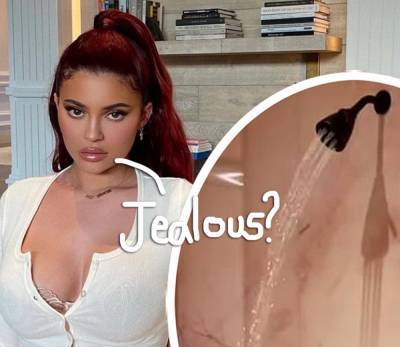 Kylie Jenner Flaunts Fancy, Walk-In Shower -- But Gets ROASTED For Awful Water Pressure! - perezhilton.com