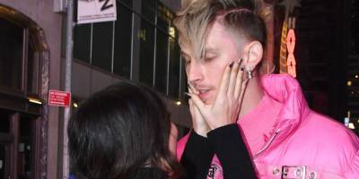 Machine Gun Kelly and Megan Fox Shared a New Year's Eve Kiss in NYC - www.elle.com - New York