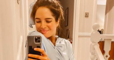 Pregnant Binky Felstead shows off bump as she reaches mid-way point of her pregnancy - www.ok.co.uk - India - Chelsea