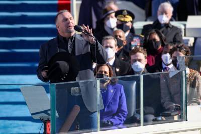 Garth Brooks Sings Stunning Rendition Of ‘Amazing Grace’ At U.S. President Joe Biden’s Inauguration - etcanada.com - Columbia
