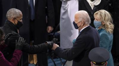How Joe Biden and Kamala Harris' Inauguration Stayed Socially Distant - www.etonline.com - USA - Columbia