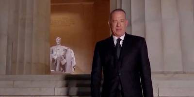Tom Hanks Stands Near Distant Cousin Abraham Lincoln's Memorial During 'Celebrating America' Event - www.justjared.com - USA - Lincoln