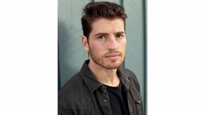Gregg Sulkin Signs With APA (Exclusive) - www.hollywoodreporter.com