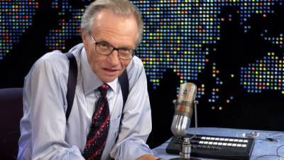 Larry King Fans Honor Late Talk Show Legend By Sharing Their Favorite Interview Moments - www.etonline.com - Los Angeles