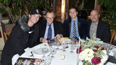 Larry King’s Sons Pay Tribute To Their ‘Fiercely Loyal’ Dad - etcanada.com