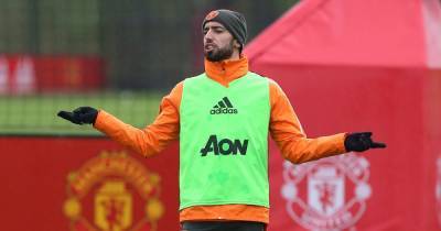 Manchester United evening headlines as Fernandes hits back at claim, Neville defends Lampard - www.manchestereveningnews.co.uk - Manchester