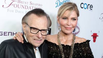 Shawn King Remembers Husband Larry King as the TV Icon Is Laid to Rest (Exclusive) - www.etonline.com - Los Angeles