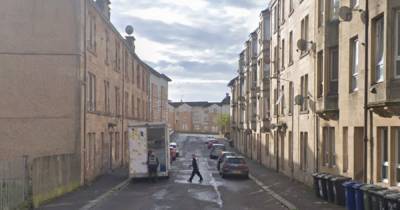 Cops hunt firebugs after flat attacked in Scots town - www.dailyrecord.co.uk - Scotland - city Renfrewshire