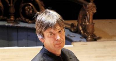 Ian Rankin admits The Beano and The Dandy were his 'gateway drugs' for reading - www.dailyrecord.co.uk