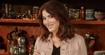 Nigella Lawson's non-traditional birthday cake is out of this world - www.msn.com