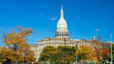 Michigan State Capitol building briefly evacuated to investigate bomb threat - www.foxnews.com - Michigan - city Lansing